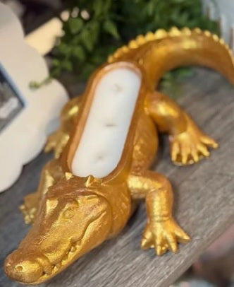 Gator Candle Coquette
